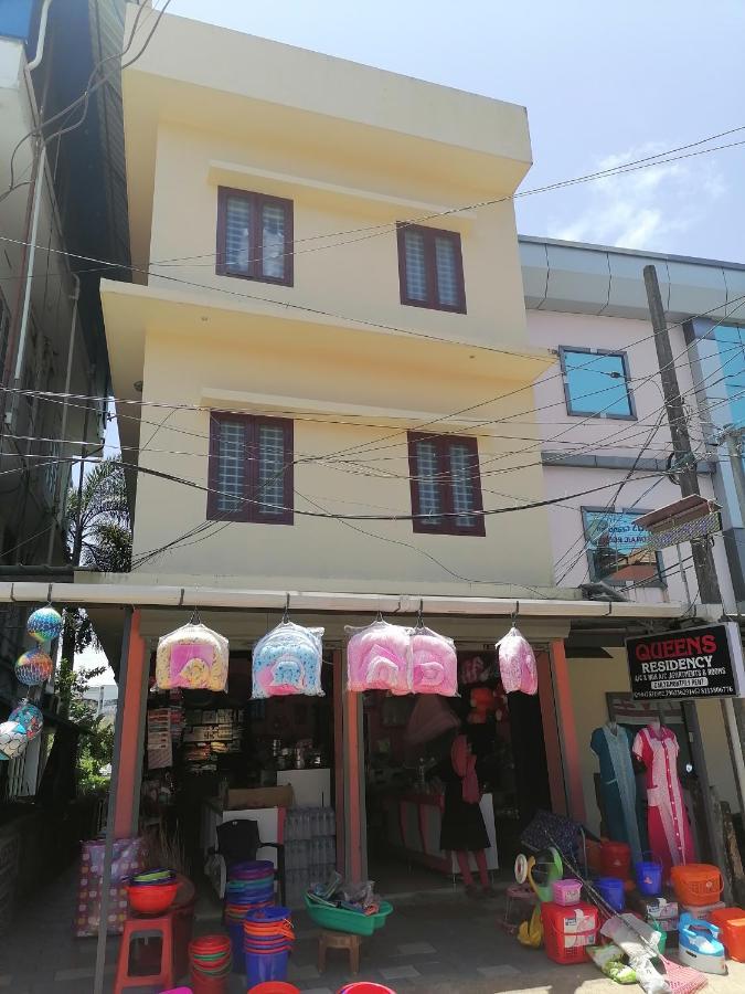 Queens Residency Thrissur Exterior foto